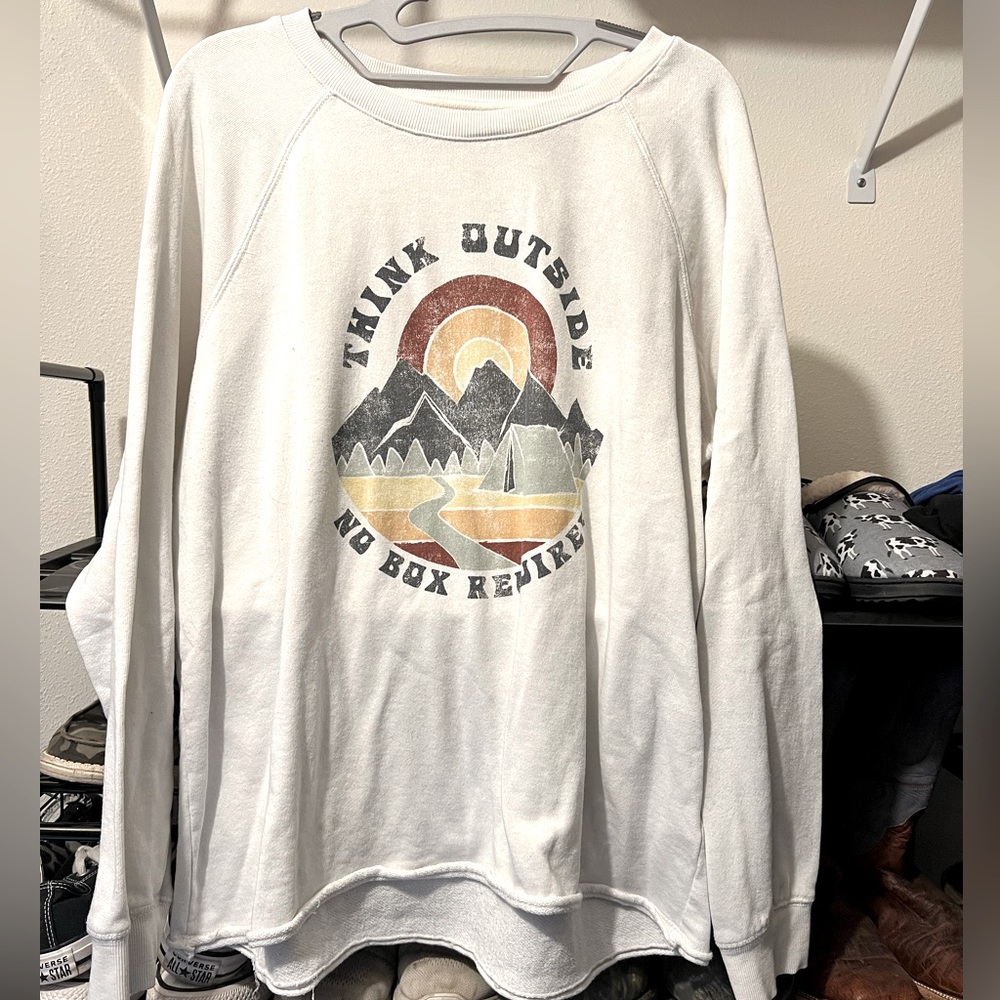 Brand new Maurice’s sweatshirt